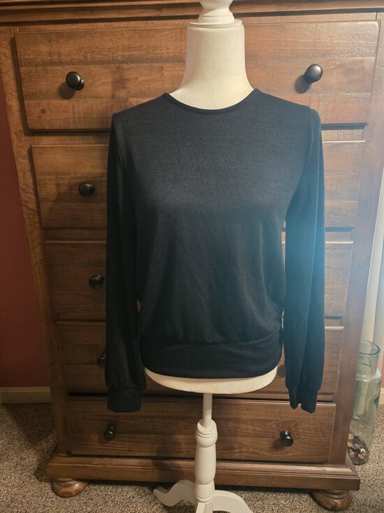 Banana Republic Sweaters - Banana Republic Black Lightweight Sweater Size S. NWT